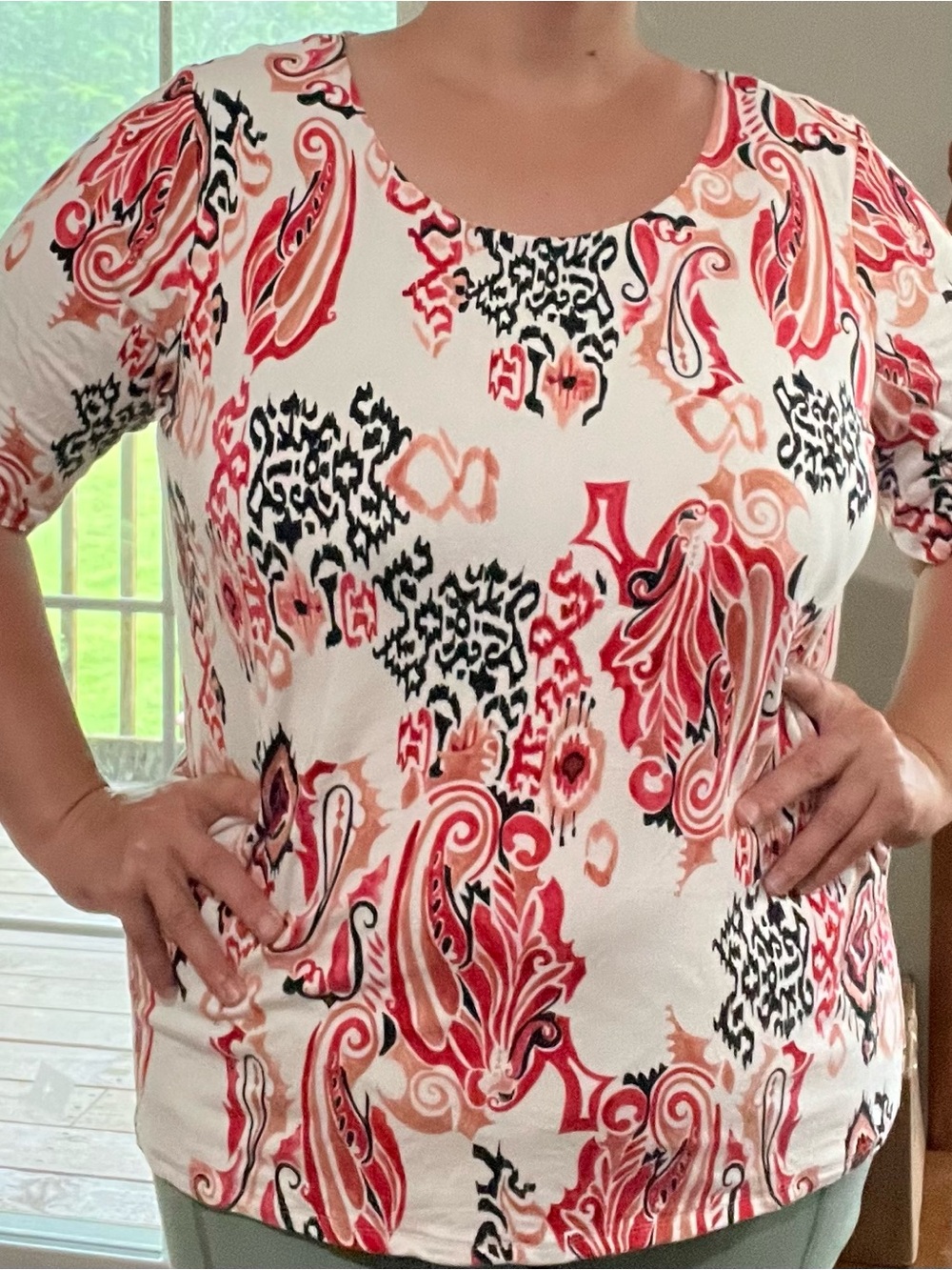 Chico's White Scoop Neck Top with Coral and Black Paisley Print